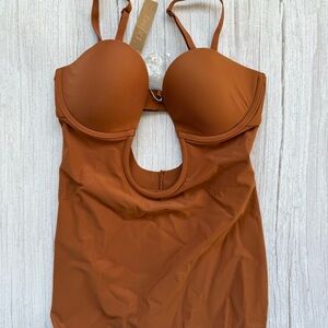 Skims Deep Plunge Shapewear Mid Thigh Bodysuit Size S